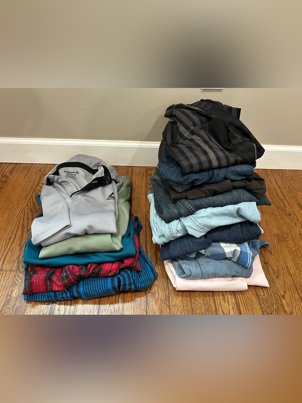 Bundle of 15 Men’s Medium Button Downs/Polos Short Sleeve and Long Sleeve